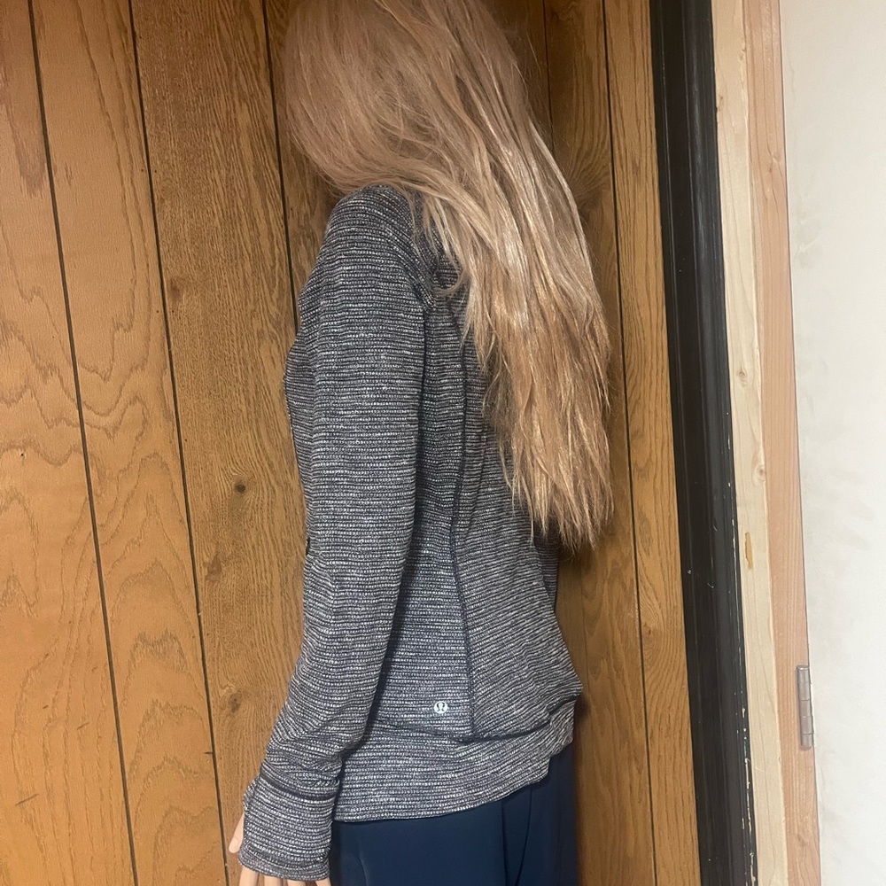 Lululemon" Think Fast Pullover - Picture 13 of 16